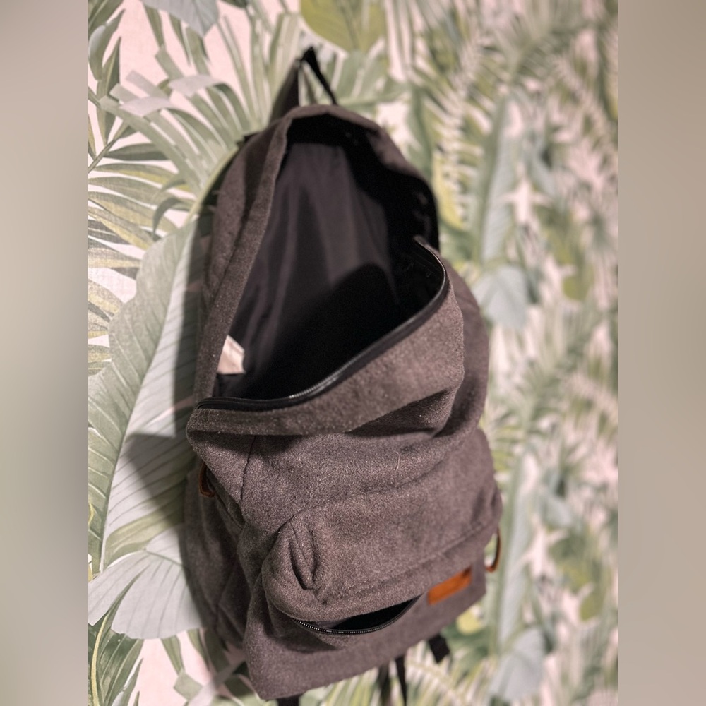 Grey Vans Backpack - Picture 5 of 6